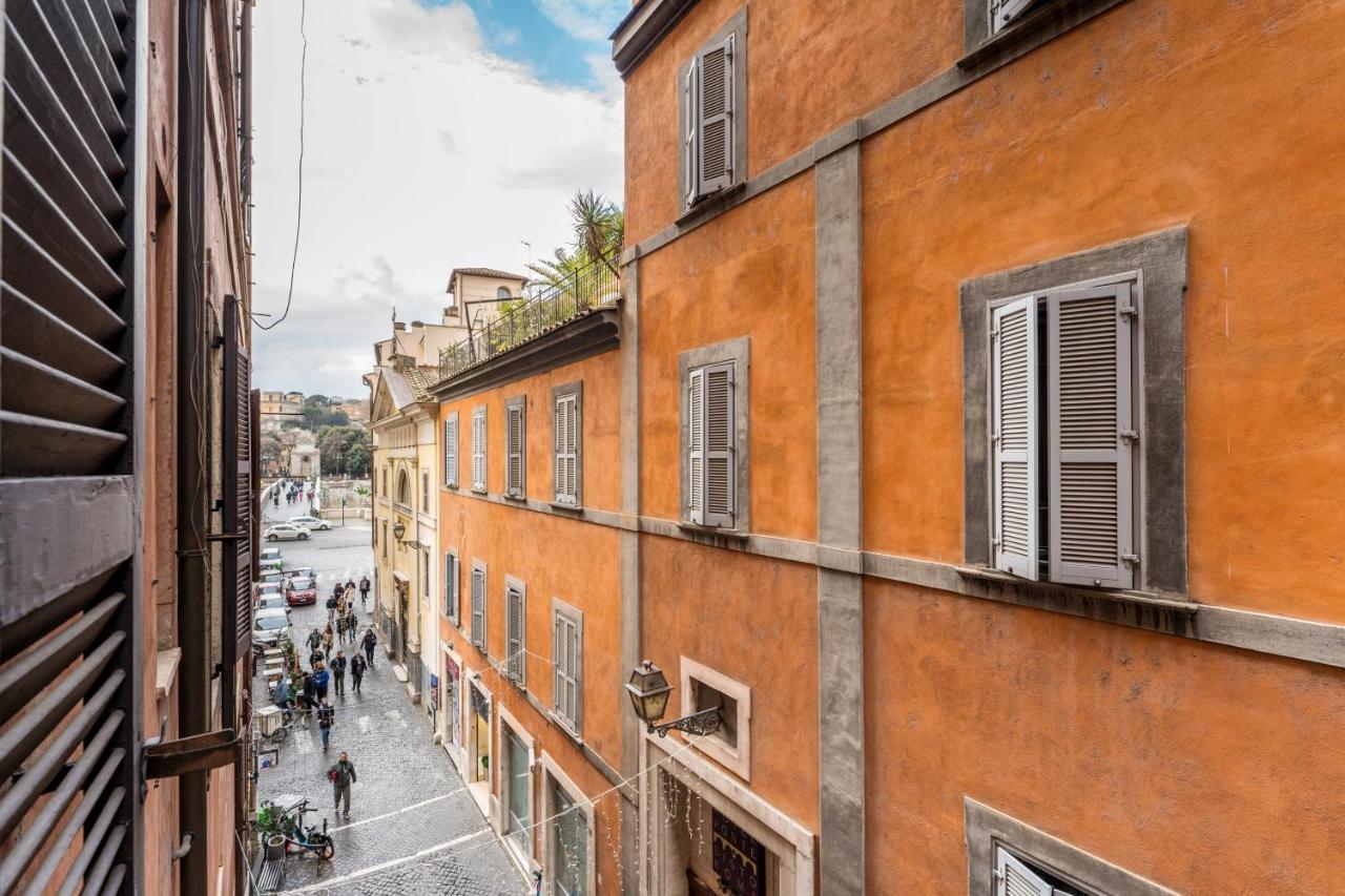 Apartment Maison Regola, Styilish In Campo De Fiori Rom